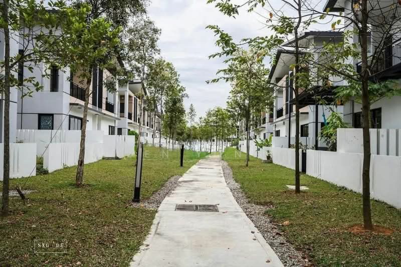 Semi-Detached House for Sale in Bandar Tropicana Aman (Telok Panglima Garang) - Zen Yong - PropertyGuru.com.my