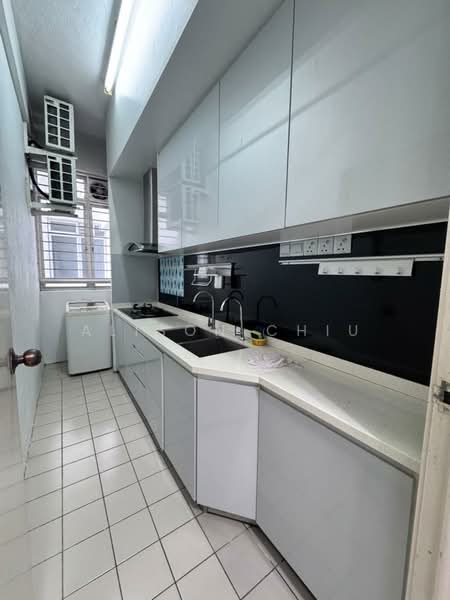 Kondominium untuk Dijual di Plaza Menjalara - Alison Chiu - Kitchen - PropertyGuru.com.my