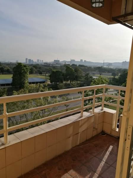 Kondominium untuk Dijual di Vista Millennium Condominium - Ken Lai - Balcony - PropertyGuru.com.my