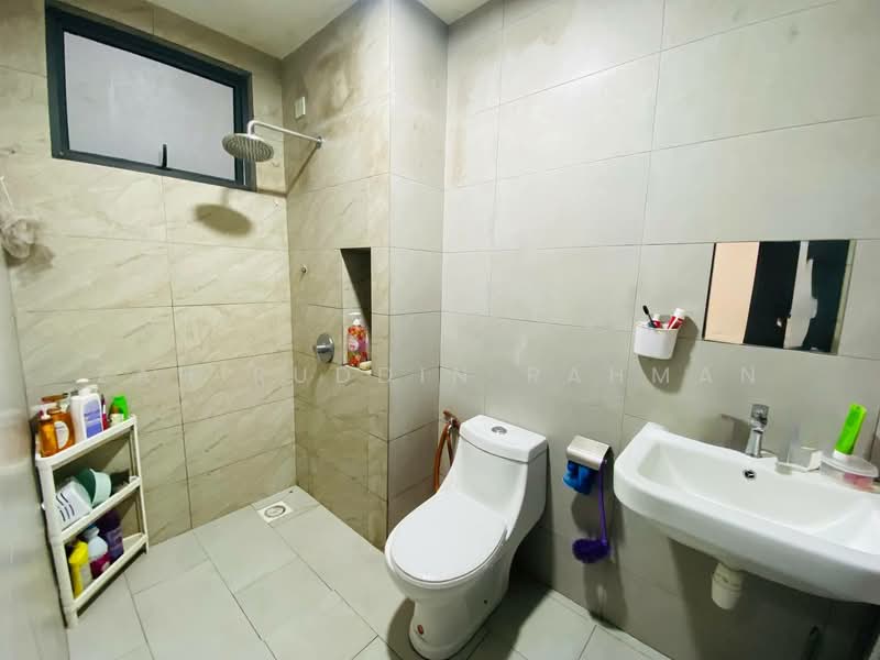 Condominium for Sale at The Holmes 2 - Zahiruddin Rahman - Bathroom - PropertyGuru.com.my
