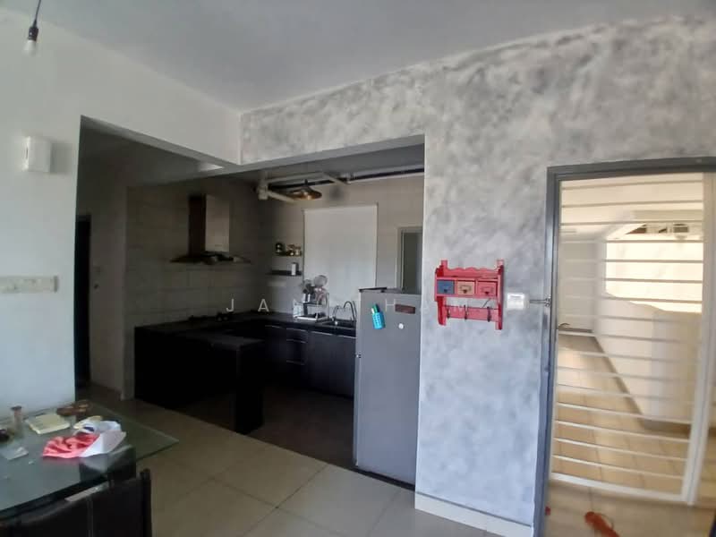 Service Residence for Sale at One South - Jan Tham - Kitchen - PropertyGuru.com.my