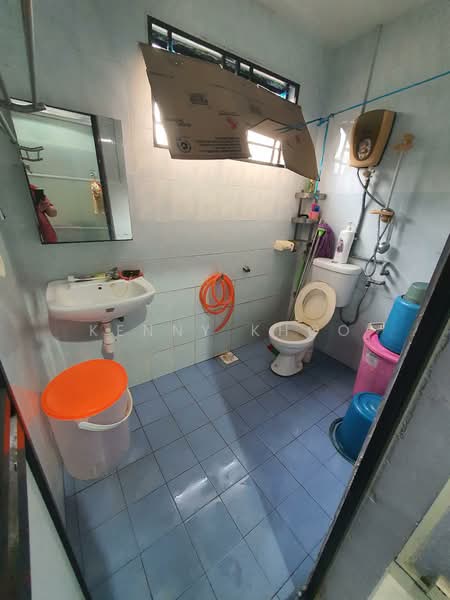 Townhouse for Sale in Taman Wangsa Permai (Kepong) - Kenny Khoo - Bathroom - PropertyGuru.com.my
