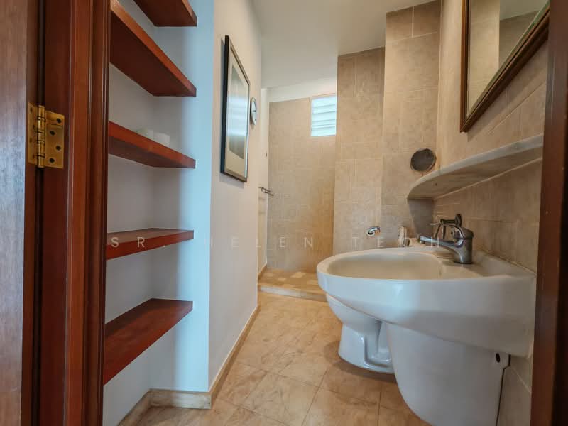 Pangsapuri untuk Dijual di Sunrise Tower - Sr. Helen Teoh - Bathroom - PropertyGuru.com.my