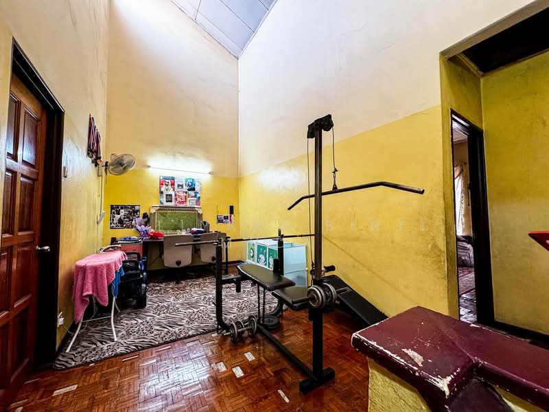 2-storey Terraced House for Sale in Pjs 5 (Petaling Jaya) - Faliyana binti Muda - Gym - PropertyGuru.com.my
