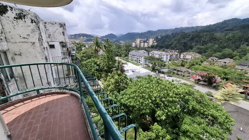 4-storey Terraced House for Sale in Ulu Kelang (Kuala Lumpur) - Carmen Teoh - Balcony - PropertyGuru.com.my