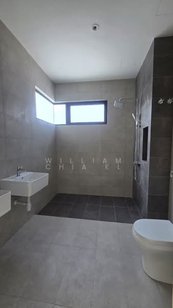 Rumah Berkembar untuk Dijual di Puchong (Selangor) - William Chia KL - Bathroom - PropertyGuru.com.my