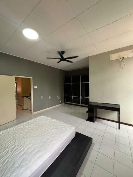 2-storey Terraced House for Sale in Taman Cheras Vista (Cheras) - Ken Lai - Bedroom - PropertyGuru.com.my