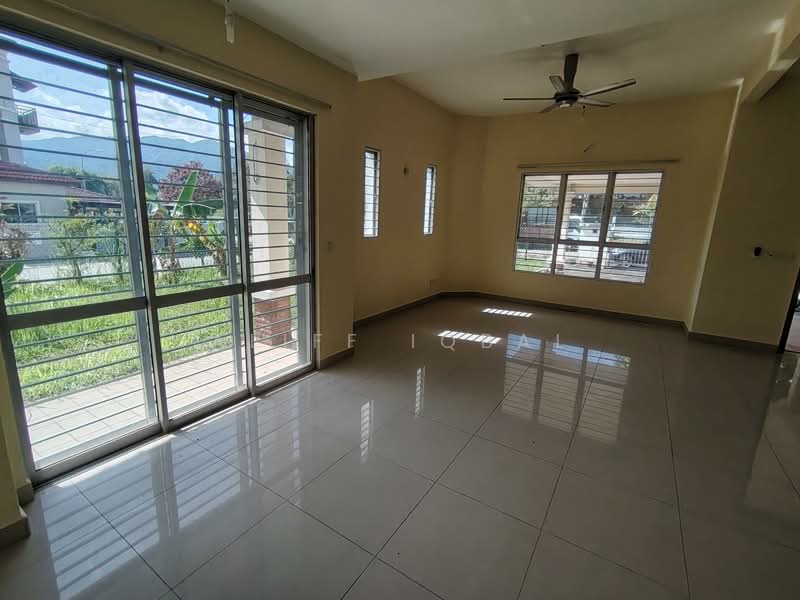 Rumah Banglo untuk Disewa di Lavender Heights (Senawang) - Aliff Iqbal - Living Room - PropertyGuru.com.my
