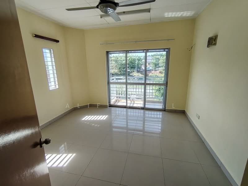 Rumah Banglo untuk Disewa di Lavender Heights (Senawang) - Aliff Iqbal - Interior - PropertyGuru.com.my