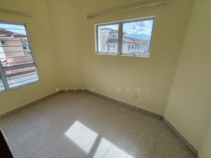Rumah Banglo untuk Disewa di Lavender Heights (Senawang) - Aliff Iqbal - PropertyGuru.com.my