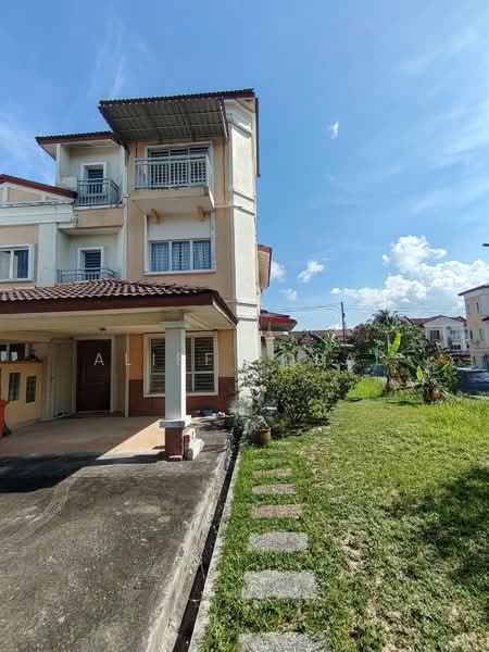 Rumah Banglo untuk Disewa di Lavender Heights (Senawang) - Aliff Iqbal - PropertyGuru.com.my
