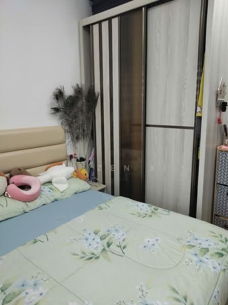 Condominium for Sale at Amberside @ Country Garden Danga Bay - NG ZEN XI - Bedroom - PropertyGuru.com.my