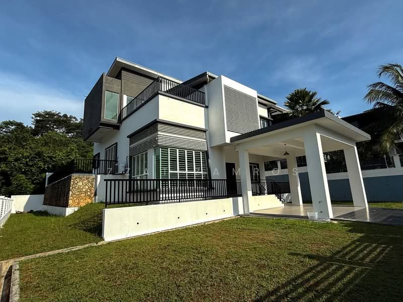 Bungalow for Sale in Sungai Merab (Dengkil) - Izzat Zamros - Exterior - PropertyGuru.com.my