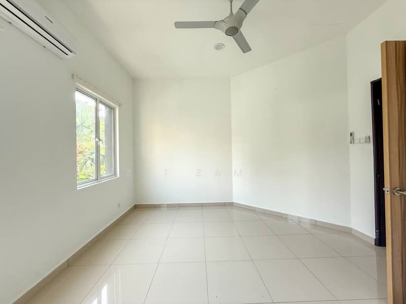 Bungalow for Sale in Sungai Merab (Dengkil) - Izzat Zamros - Interior - PropertyGuru.com.my