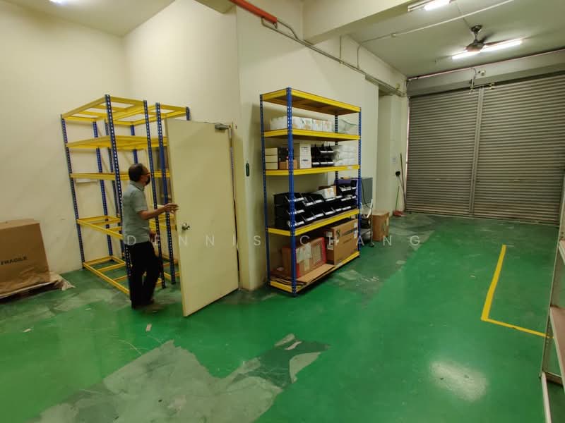 Shop / Office untuk Disewa di Taman Sri Muda (Shah Alam) - Dennis Chang - Interior - PropertyGuru.com.my