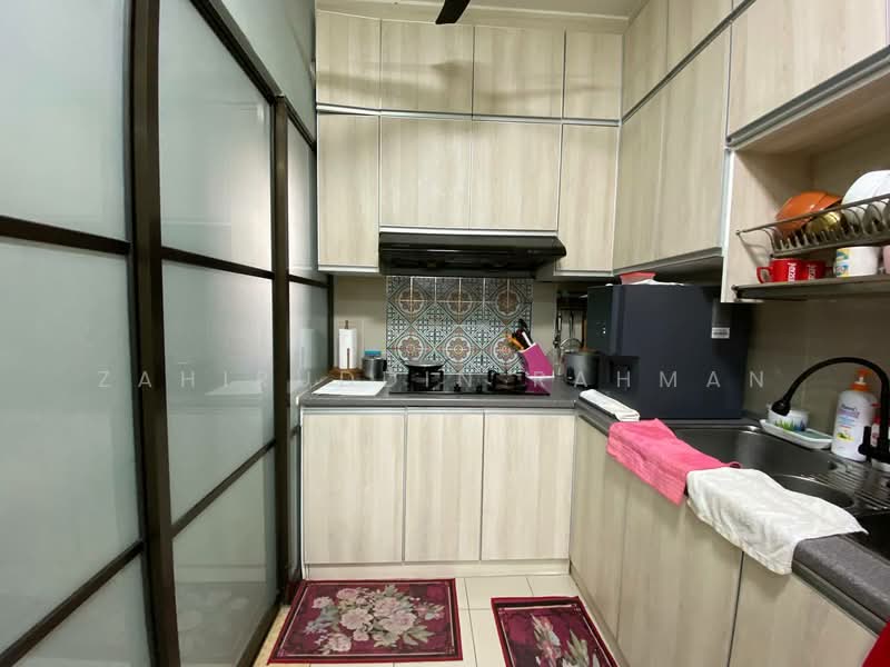 Servis Apartment untuk Dijual di Residensi Alami - Zahiruddin Rahman - Kitchen - PropertyGuru.com.my
