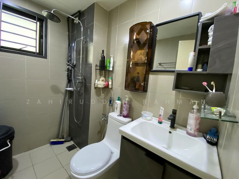 Servis Apartment untuk Dijual di Residensi Alami - Zahiruddin Rahman - Bathroom - PropertyGuru.com.my