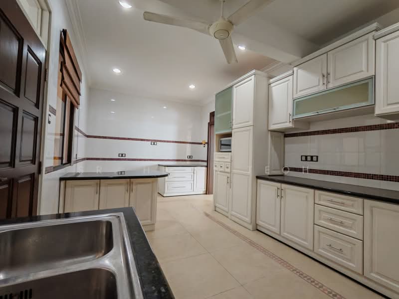 Kondominium untuk Disewa di Pearl View - Sr. Helen Teoh - Kitchen - PropertyGuru.com.my