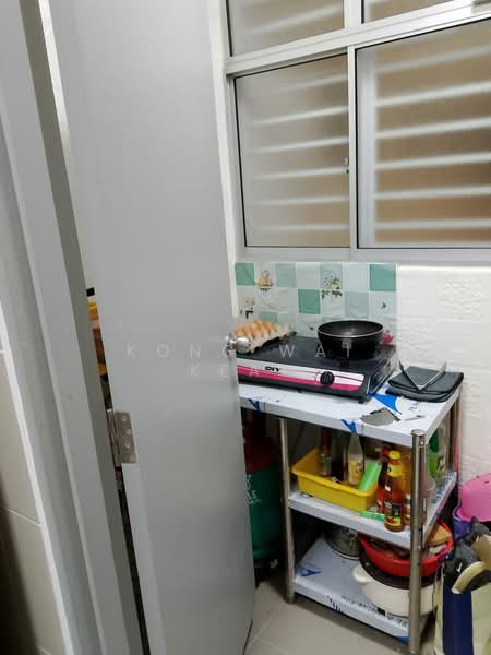 Servis Apartment untuk Disewa di Kiara Kasih - Kong Wai Keat - Kitchen - PropertyGuru.com.my