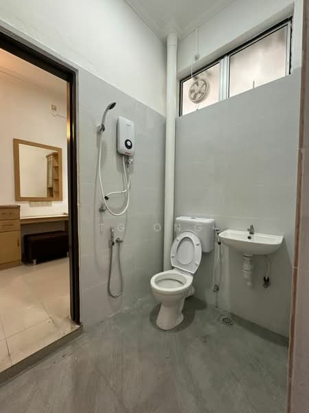 Rumah Teres 2 Tingkat untuk Disewa di Bukit Mertajam (Penang) - TG Ong - Bathroom - PropertyGuru.com.my