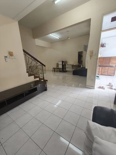 2-storey Terraced House for Rent in Kota Kinabalu (Sabah) - Stev Yap - Living Room - PropertyGuru.com.my