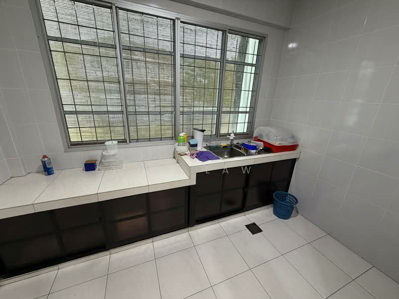 2-storey Terraced House for Sale in Stampin Tengah (Kuching) - Jay Law - Kitchen - PropertyGuru.com.my