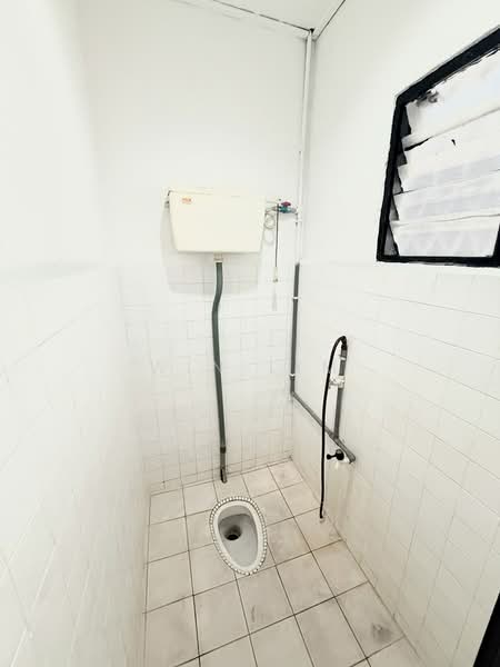 Rumah Teres 1 Tingkat untuk Dijual di Simpang Renggam (Johor) - Win Lim - Bathroom - PropertyGuru.com.my
