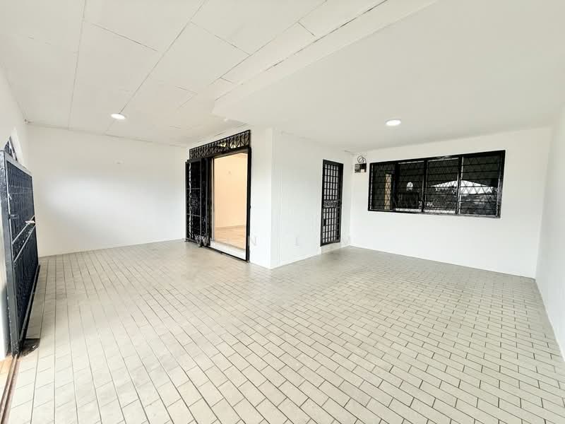 Rumah Teres 1 Tingkat untuk Dijual di Simpang Renggam (Johor) - Win Lim - Exterior - PropertyGuru.com.my