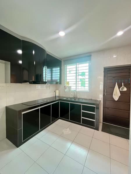 2-storey Terraced House for Sale in Taman JP Perdana (Johor Bahru) - Sze Lee - Kitchen - PropertyGuru.com.my