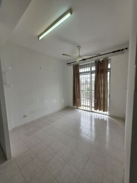 Flat for Rent at Taman Daya - Jalan Nibong 14 - June Teo - PropertyGuru.com.my