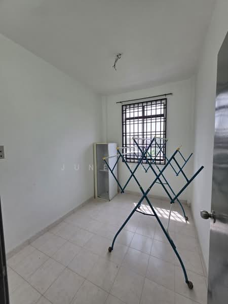 Flat for Rent at Taman Daya - Jalan Nibong 14 - June Teo - PropertyGuru.com.my