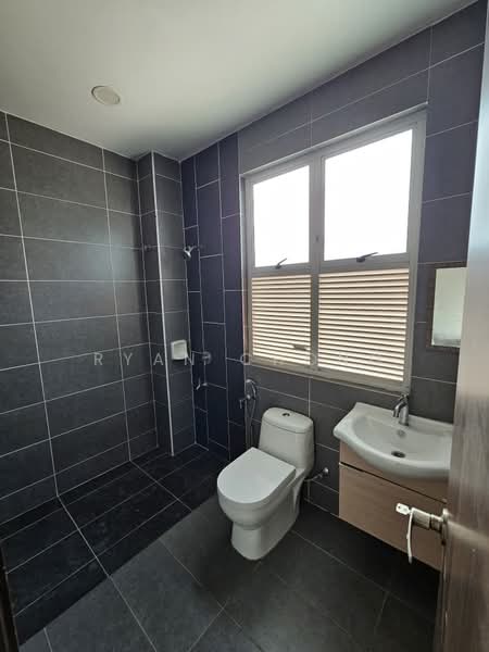 Semi-Detached House for Sale in Alam Impian (Shah Alam) - Ryan Chong - Bathroom - PropertyGuru.com.my