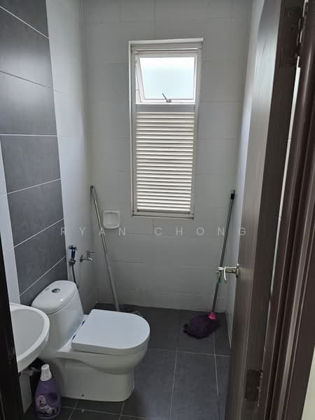 Semi-Detached House for Sale in Alam Impian (Shah Alam) - Ryan Chong - Bathroom - PropertyGuru.com.my