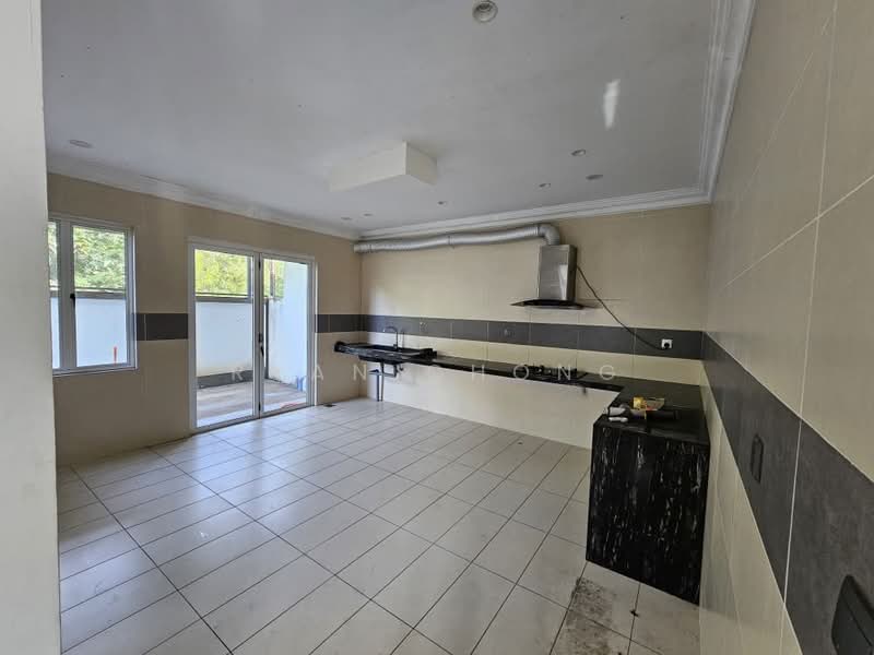 Semi-Detached House for Sale in Alam Impian (Shah Alam) - Ryan Chong - Kitchen - PropertyGuru.com.my