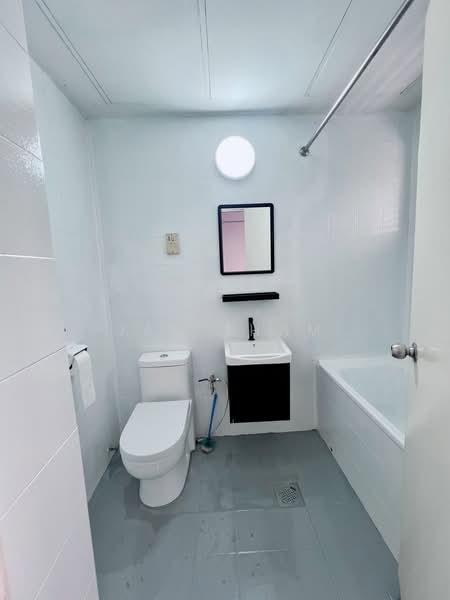 Condominium for Sale at GCB Court - Jan Tham - Bathroom - PropertyGuru.com.my