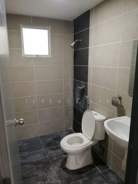 Pangsapuri untuk Disewa di Palm Garden Apartment - Terence Lee - Bathroom - PropertyGuru.com.my
