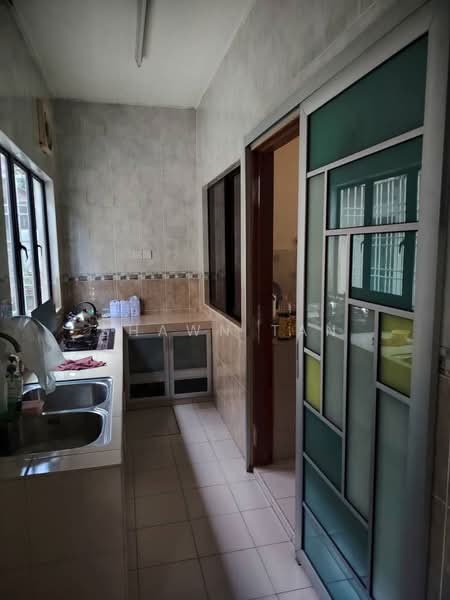 Rumah Teres 2 Tingkat untuk Dijual di U5, Bandar Pinggiran Subang (Shah Alam) - Shawn Tan - Kitchen - PropertyGuru.com.my