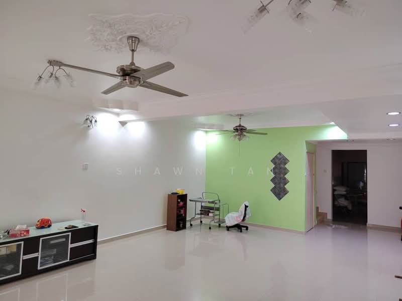 Rumah Teres 2 Tingkat untuk Dijual di U5, Bandar Pinggiran Subang (Shah Alam) - Shawn Tan - Living Room - PropertyGuru.com.my