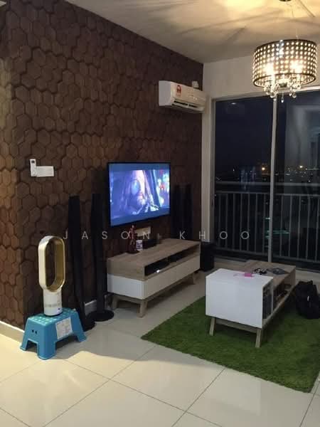 Service Residence for Sale at D'Tasek Residences (Tasek Impian) - Jason Khoo - Living Room - PropertyGuru.com.my