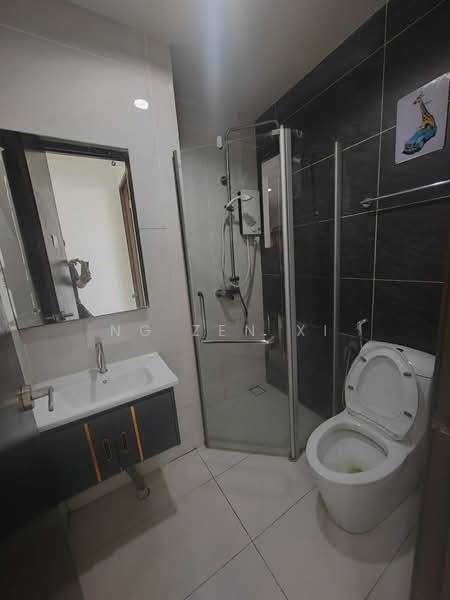 Condominium for Sale at Bay Point @ Country Garden Danga Bay - NG ZEN XI - Bathroom - PropertyGuru.com.my