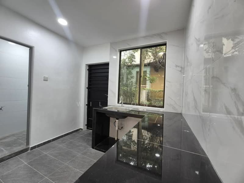 Rumah Teres 2 Tingkat untuk Dijual di Taman Nusa Damai (Pasir Gudang) - Wil Mong - Kitchen - PropertyGuru.com.my