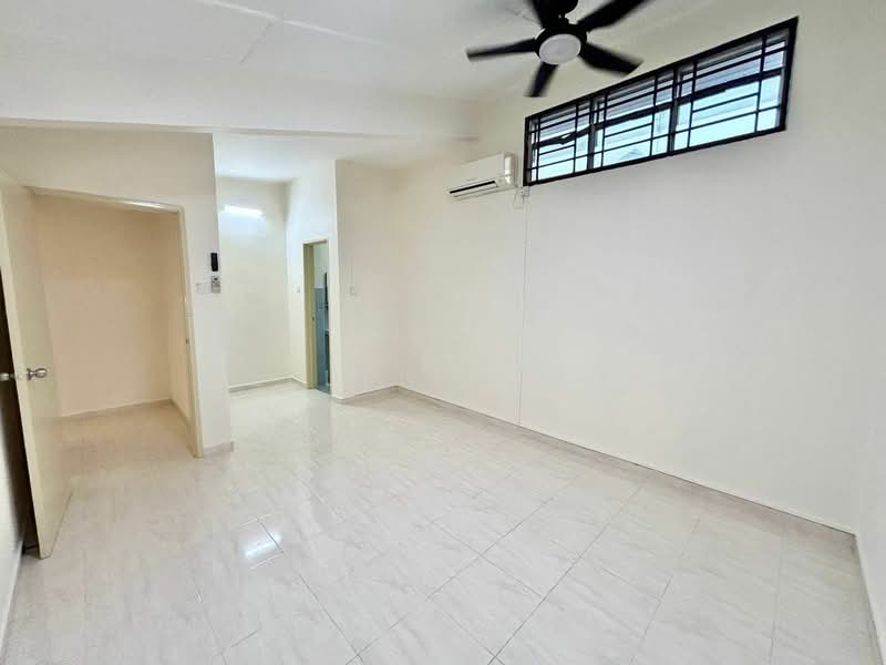 1.5-storey Terraced House for Rent in Johor Bahru (Johor) - Ellen Yeap - Interior - PropertyGuru.com.my