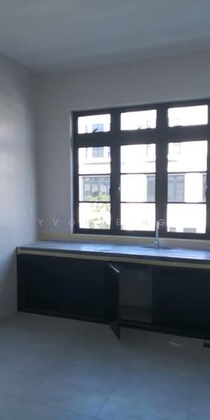 3-storey Terraced House for Rent in Iskandar Puteri (Nusajaya) (Johor) - Yvonne Ng - Kitchen - PropertyGuru.com.my