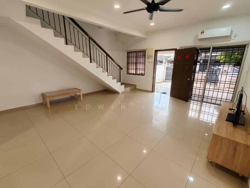 Bungalow for Rent in Taman Setia Indah (Tebrau) - Edwin Lim - Living Room - PropertyGuru.com.my