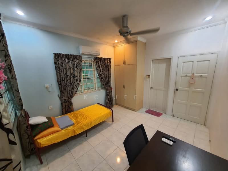 Semi-Detached House for Sale in Kuching (Sarawak) - KC Jee - PropertyGuru.com.my