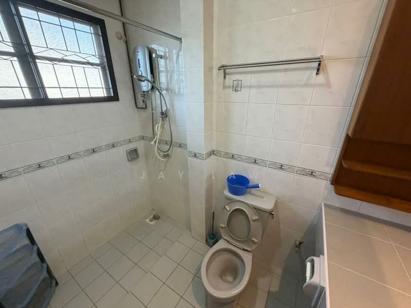 Semi-Detached House for Sale in Tabuan Jaya (Kuching) - Jay Law - Bathroom - PropertyGuru.com.my