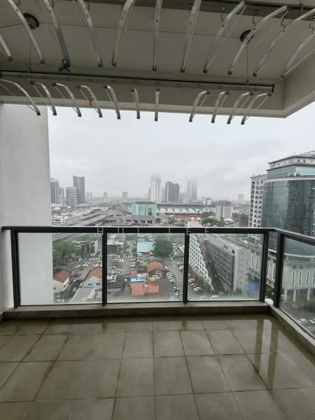 Servis Apartment untuk Disewa di R&F Princess Cove Phase 1 - Hui Lee - Balcony - PropertyGuru.com.my