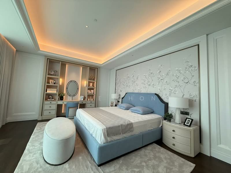 Servis Apartment untuk Dijual di St Regis - Annie Chong - Bedroom - PropertyGuru.com.my