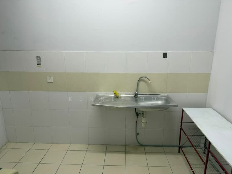 Service Residence for Sale at Pacific Place - Kennly Ho - Kitchen - PropertyGuru.com.my