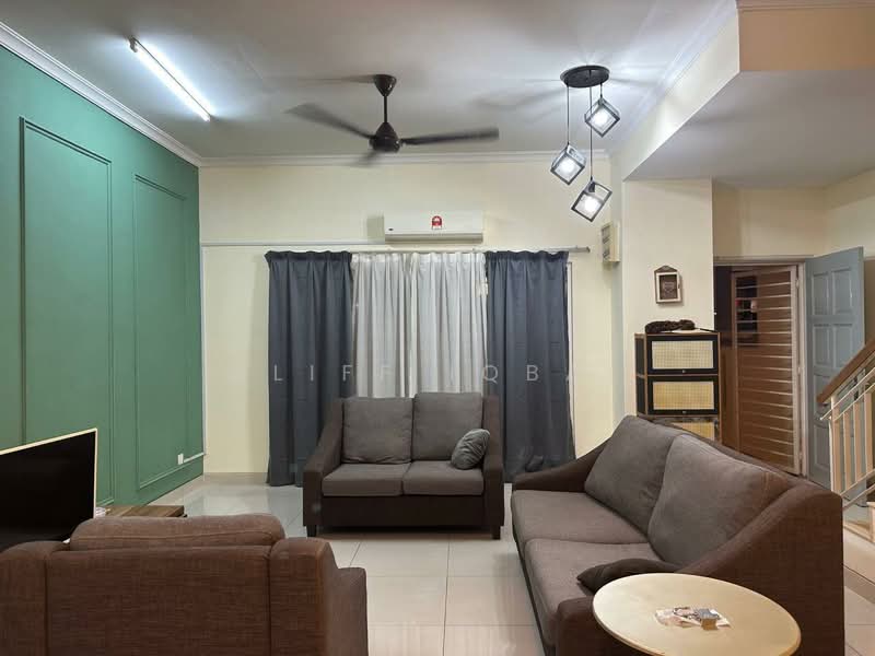 Terraced House for Rent in Shah Alam (Selangor) - Aliff Iqbal - Living Room - PropertyGuru.com.my